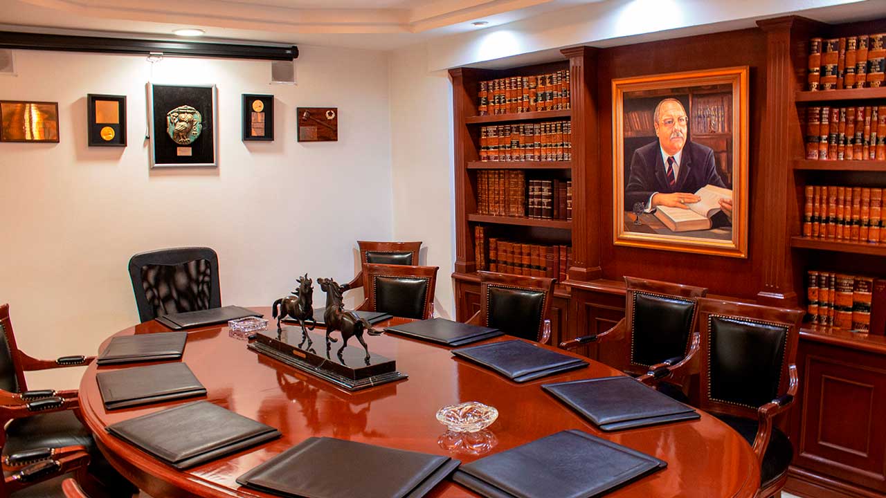 Sala de juntas de Coello Trejo & Asociados